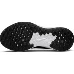 Nike Revolution 7 Wide black/white