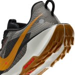 Nike ReactX Pegasus Trail 5 black/desert ochre/fir