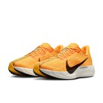 Nike Pegasus Plus LV8 university gold/black