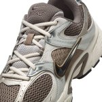 Nike V5 RNR cave stone/black/college grey