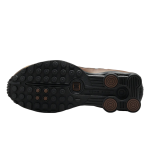 Nike Shox R4 off noir/ironestone