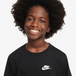 Nike Sportswear Older Kids' T-Shirt black