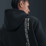Nike M Sportswear Club Fleece Pullover Hoodie black/metallic gold
