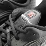 Nike Shox R4 black/max orange